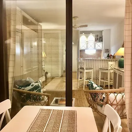 Cap Sud, Sea & Sun شقة *